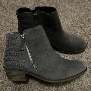 Kensie NWOT leather ankle boots